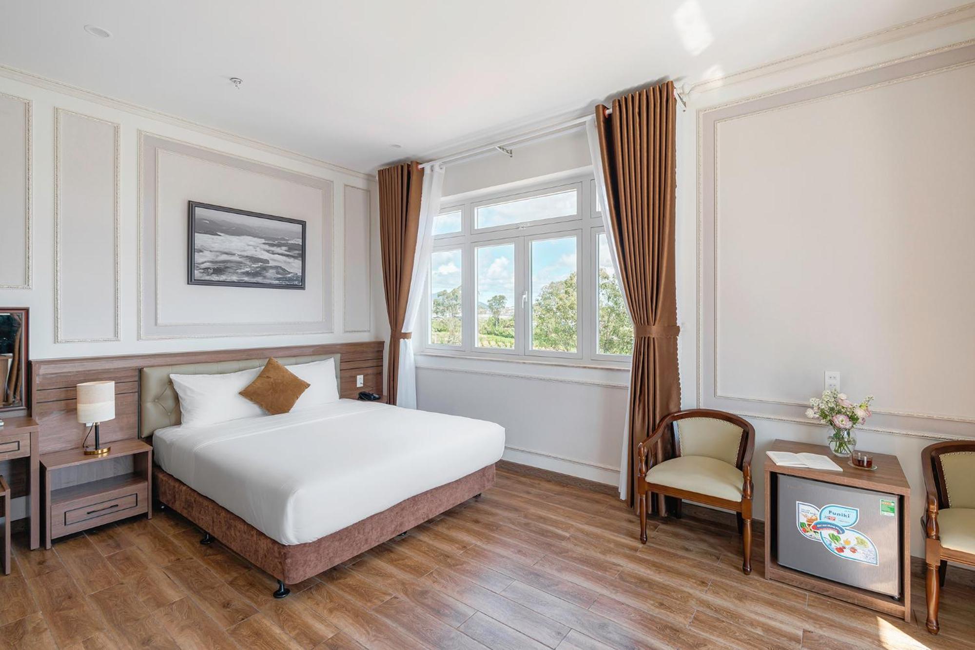 Pine View Hotel Dalat Extérieur photo